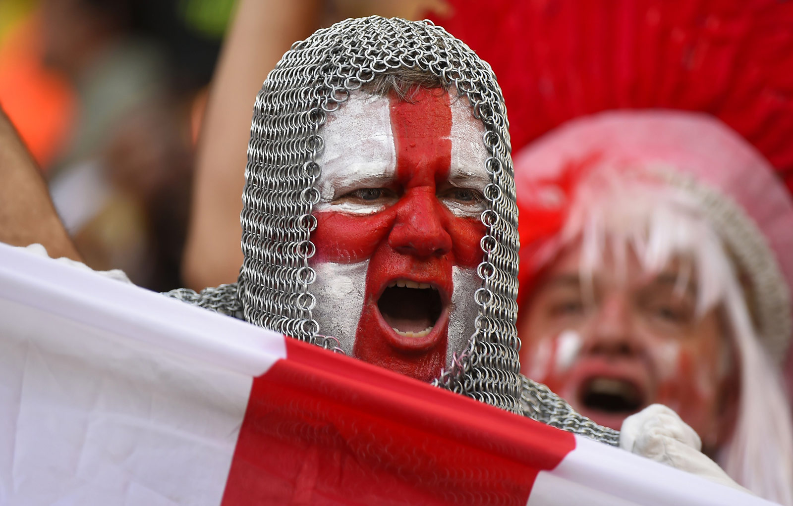 而詹姆斯在 而詹姆斯在