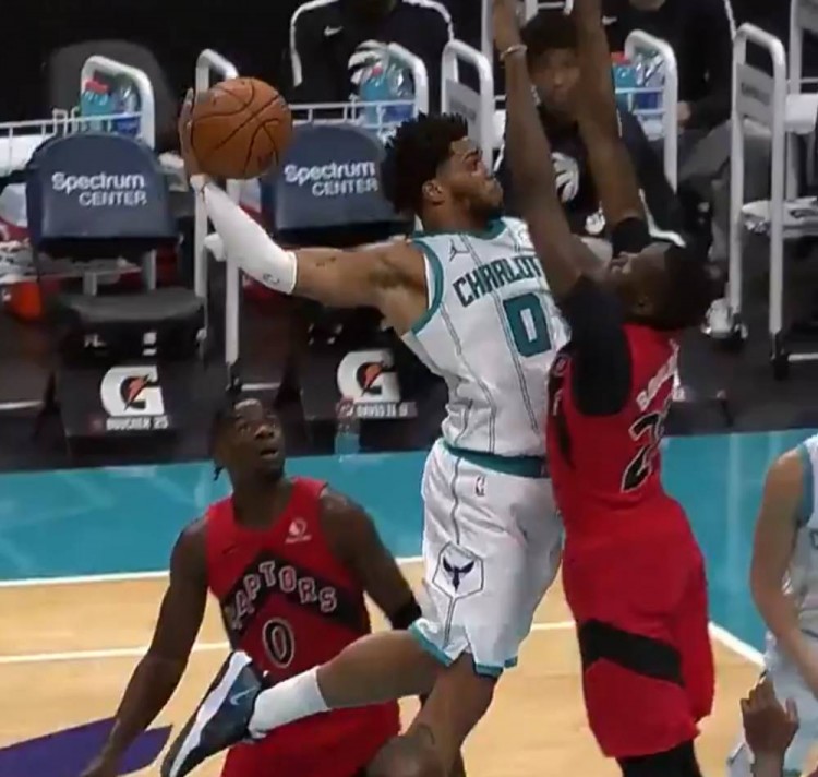 包括阿贾克 包括阿贾克